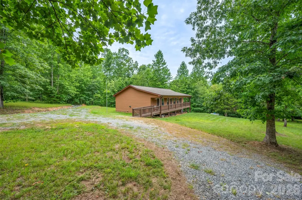 162 Sandstone Drive Union Mills NC 28167
