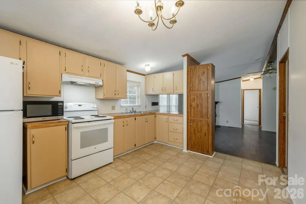 15 Grey Rock Valley Black Mountain NC 28711