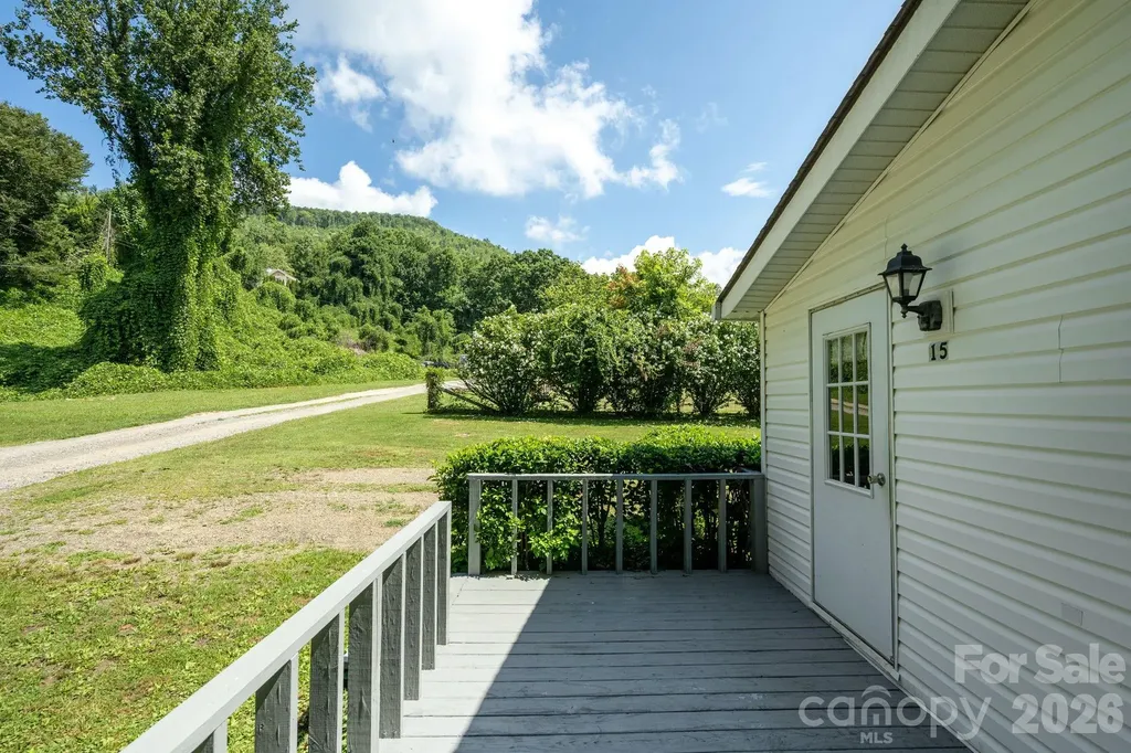 15 Grey Rock Valley Black Mountain NC 28711