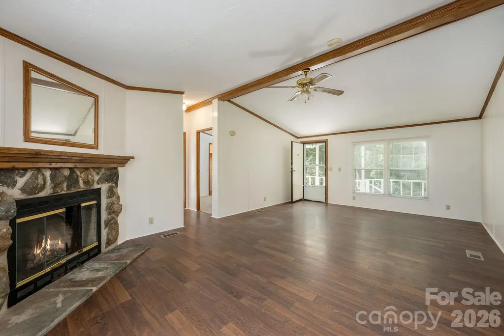 15 Grey Rock Valley Black Mountain NC 28711