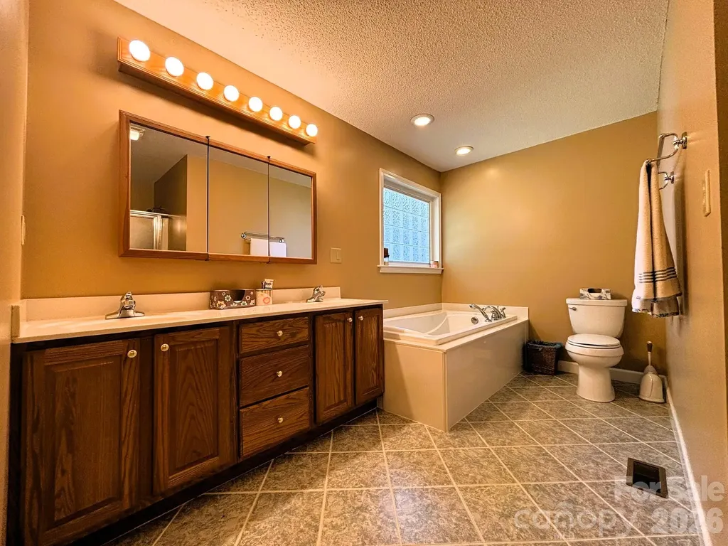 130 Canoe Court Mount Gilead NC 27306