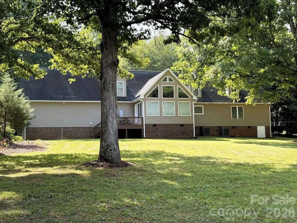 130 Canoe Court Mount Gilead NC 27306