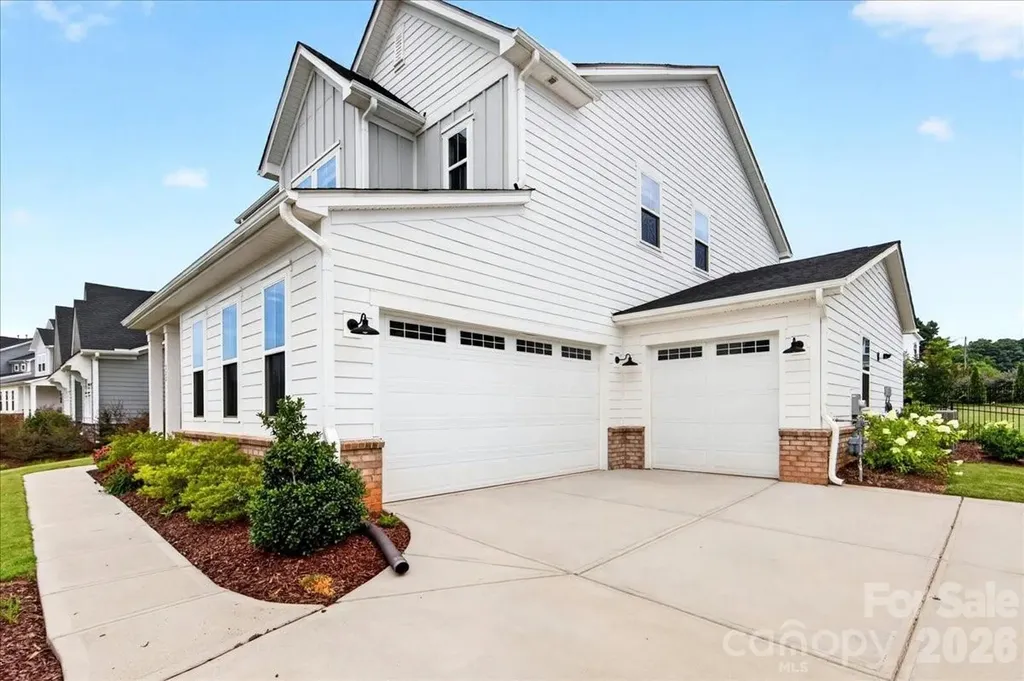 222 Lanyard Lane Belmont NC 28012