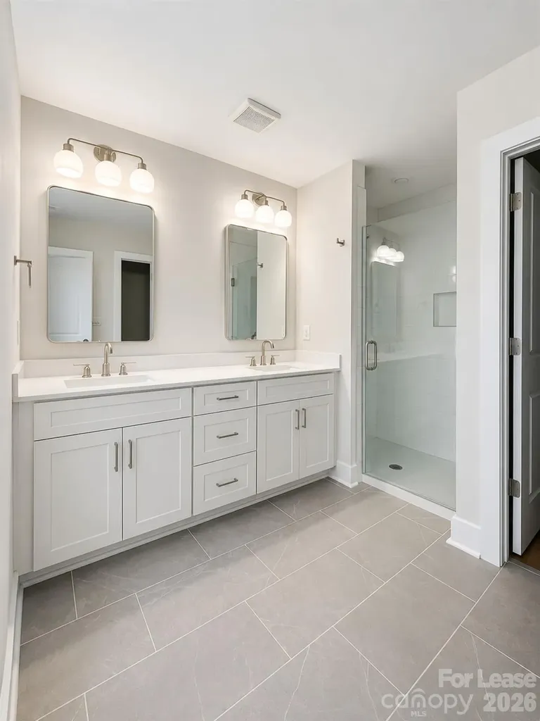 4634 Dogwood Place Charlotte NC 28212