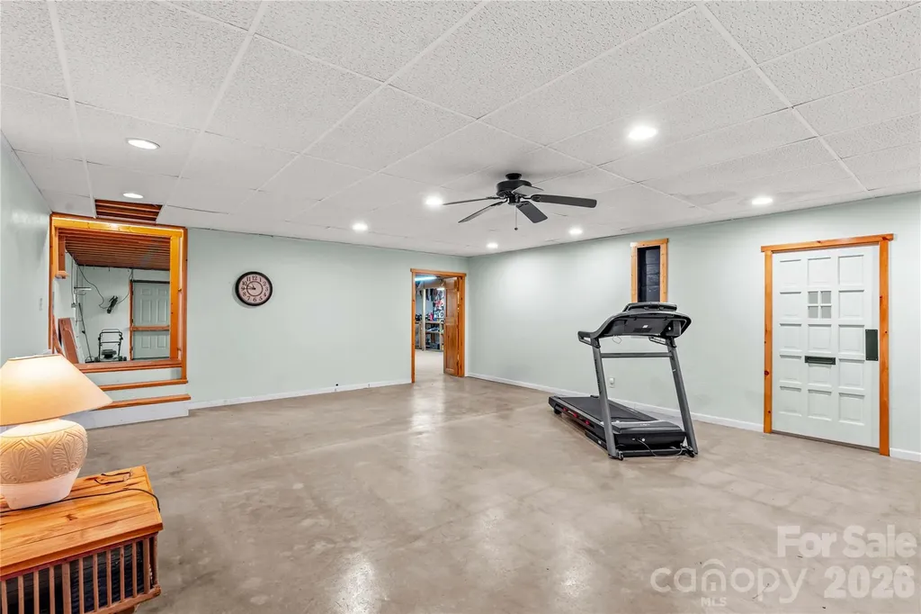 104 Parkers Grove Lane Statesville NC 28677