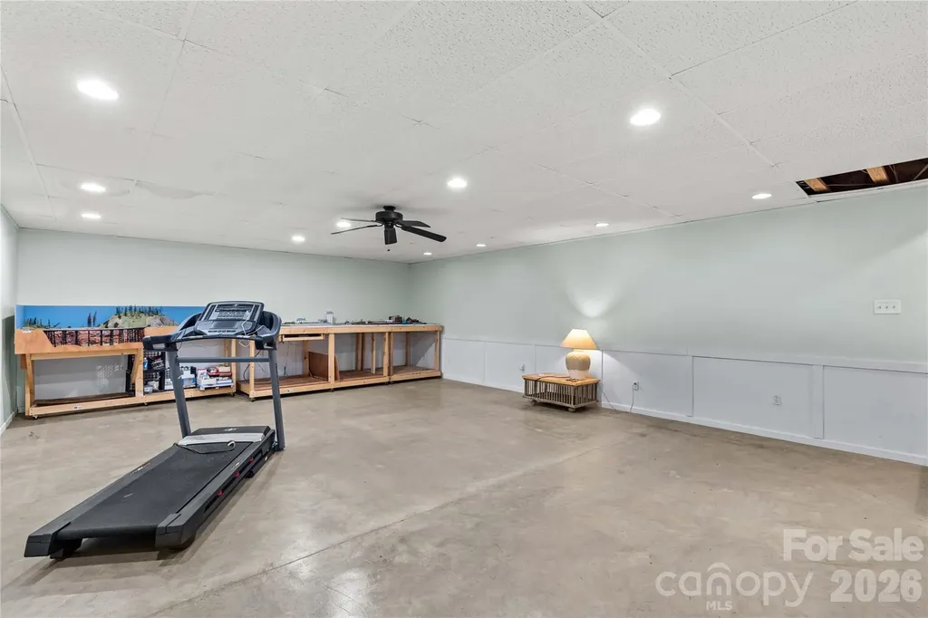 104 Parkers Grove Lane Statesville NC 28677