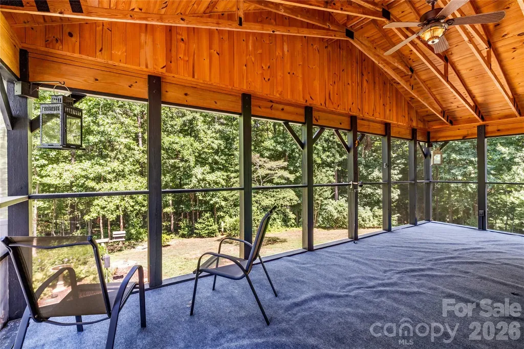 104 Parkers Grove Lane Statesville NC 28677