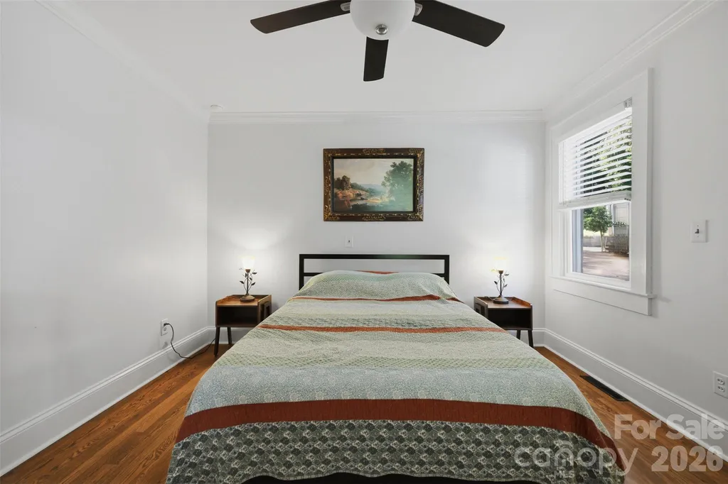 104 31st Avenue NE Hickory NC 28601