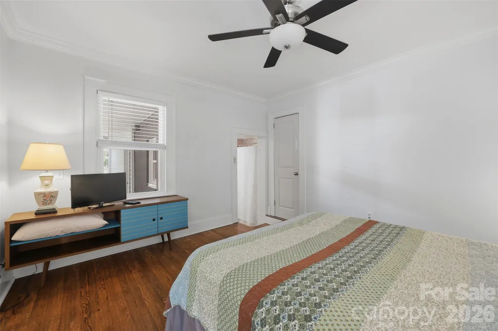 104 31st Avenue NE Hickory NC 28601