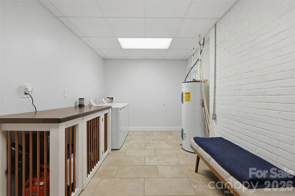 104 31st Avenue NE Hickory NC 28601