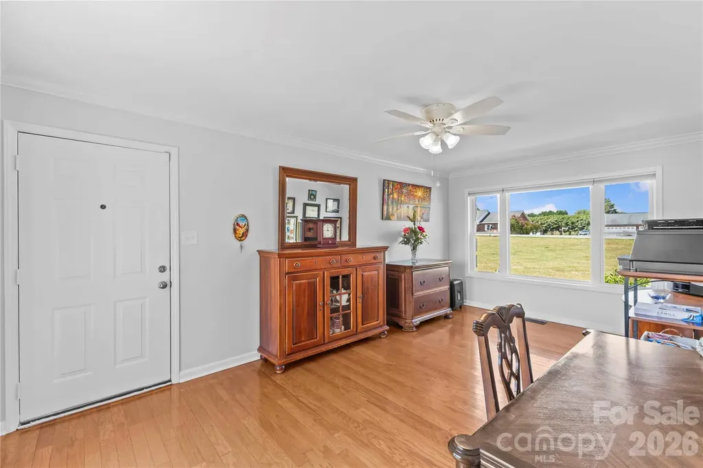 107 Twin Lakes Drive Statesville NC 28625