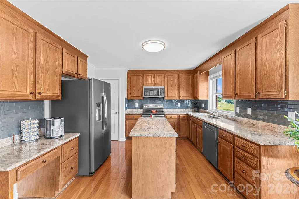 107 Twin Lakes Drive Statesville NC 28625
