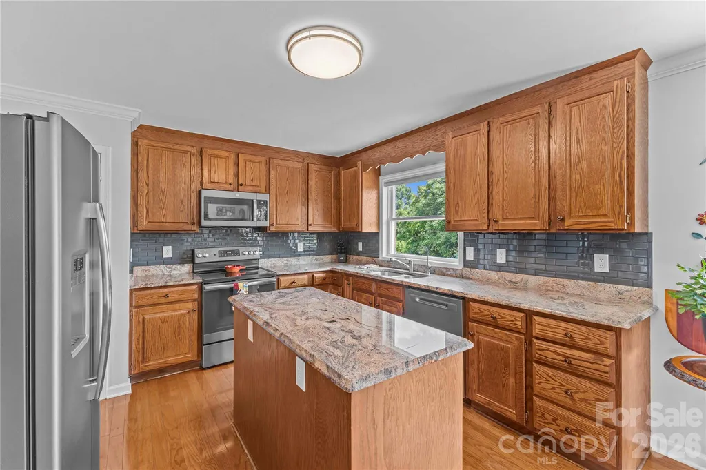 107 Twin Lakes Drive Statesville NC 28625