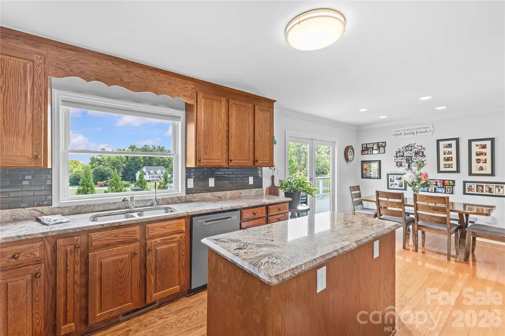 107 Twin Lakes Drive Statesville NC 28625