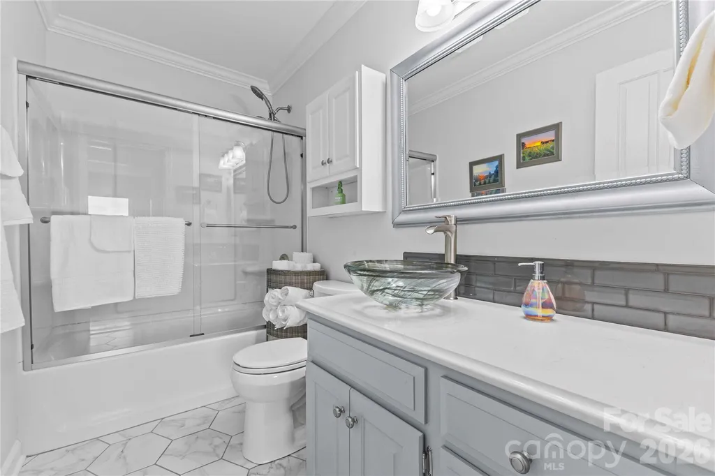 107 Twin Lakes Drive Statesville NC 28625