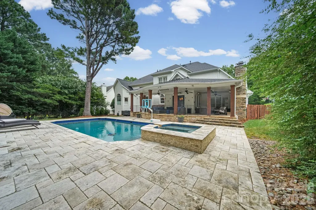 15118 Ballantyne Country Club Drive Charlotte NC 28277