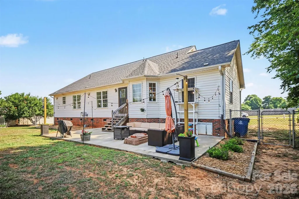 137 Chambwood Lane Shelby NC 28152