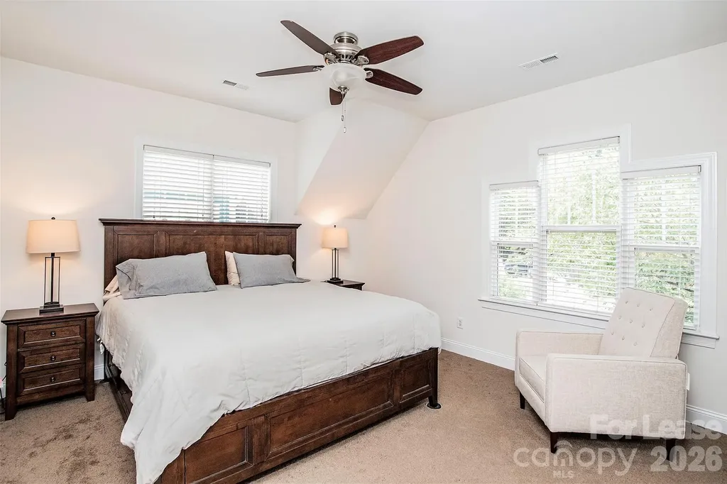 315 Woodvale Place Charlotte NC 28208
