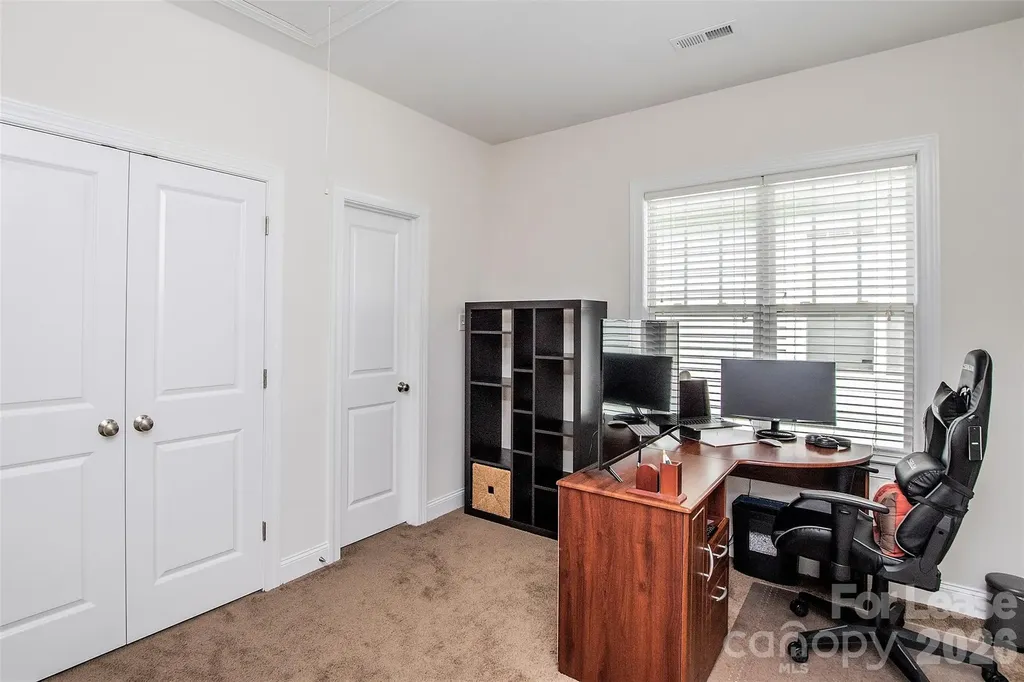 315 Woodvale Place Charlotte NC 28208