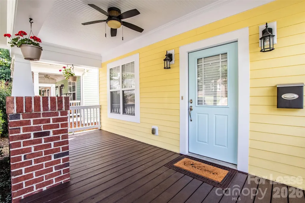 315 Woodvale Place Charlotte NC 28208