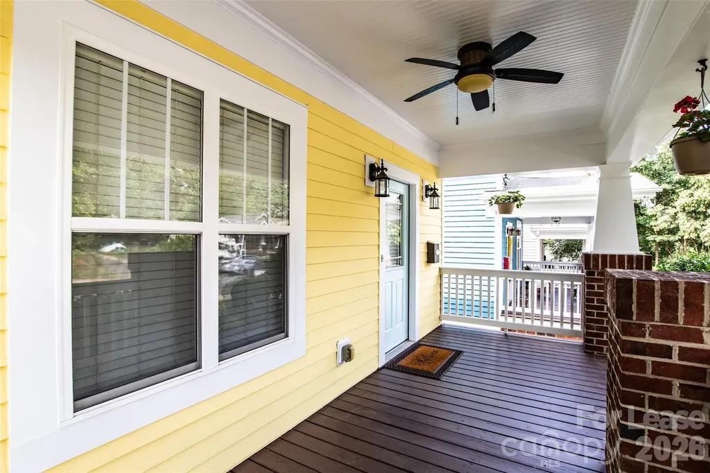 315 Woodvale Place Charlotte NC 28208