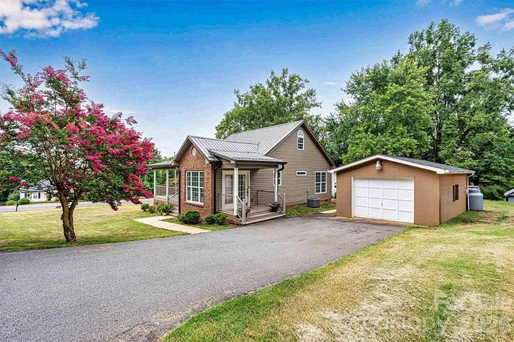 7412 W Nc 10 Highway Vale NC 28168