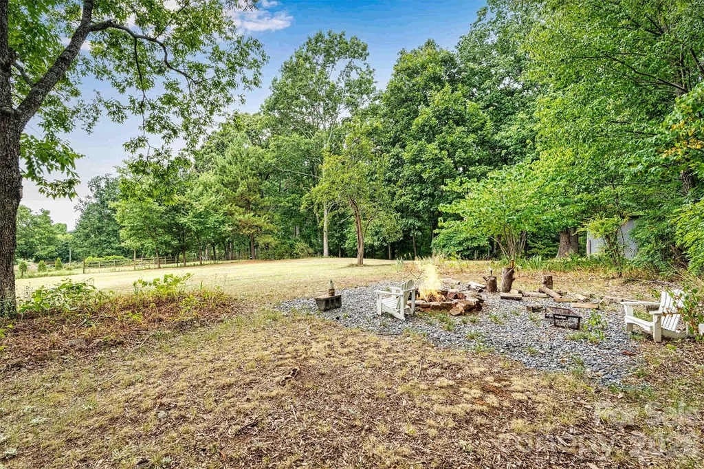 7412 W Nc 10 Highway Vale NC 28168