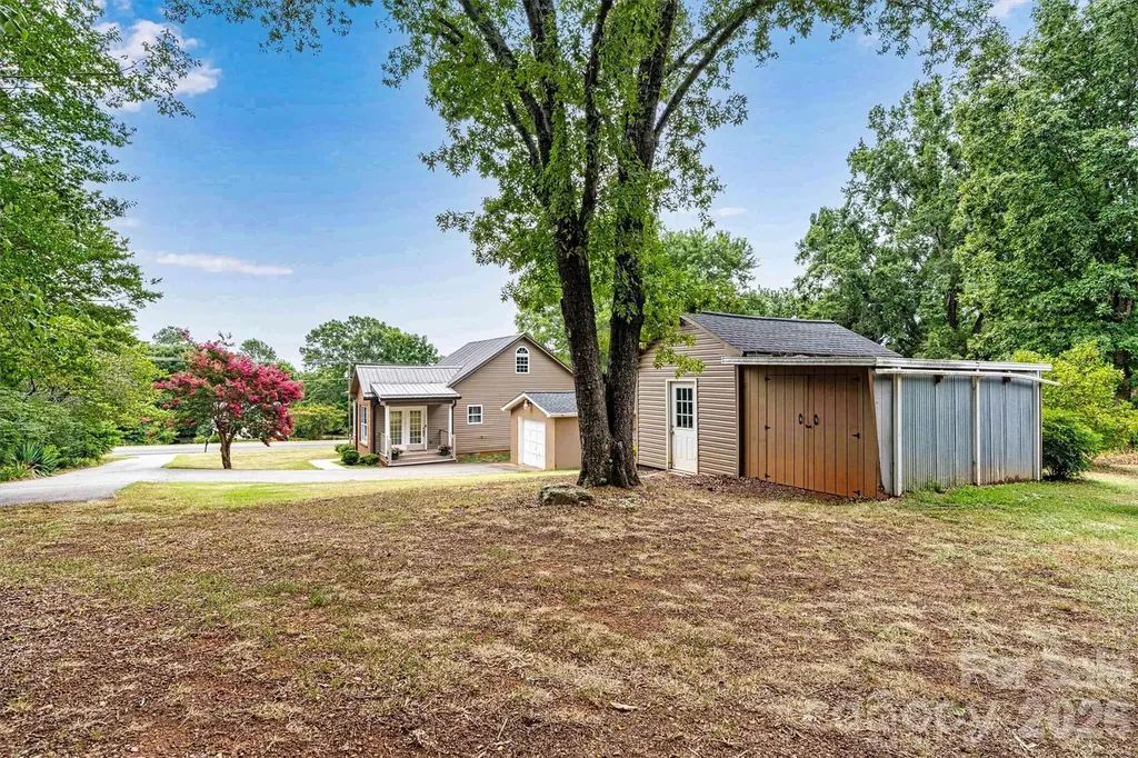 7412 W Nc 10 Highway Vale NC 28168