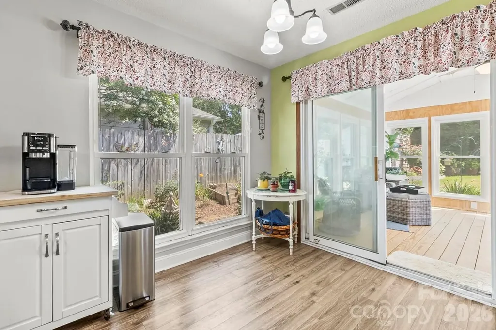 6325 Ellesmere Court Charlotte NC 28227