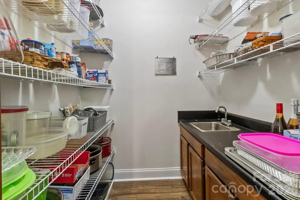 6325 Ellesmere Court Charlotte NC 28227