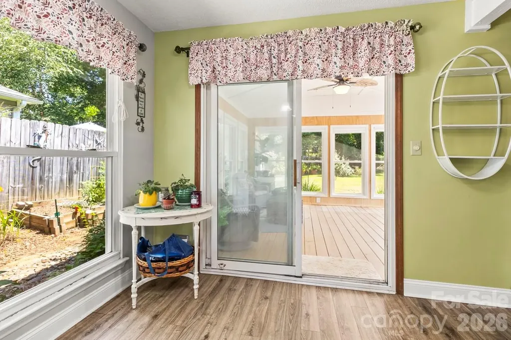 6325 Ellesmere Court Charlotte NC 28227
