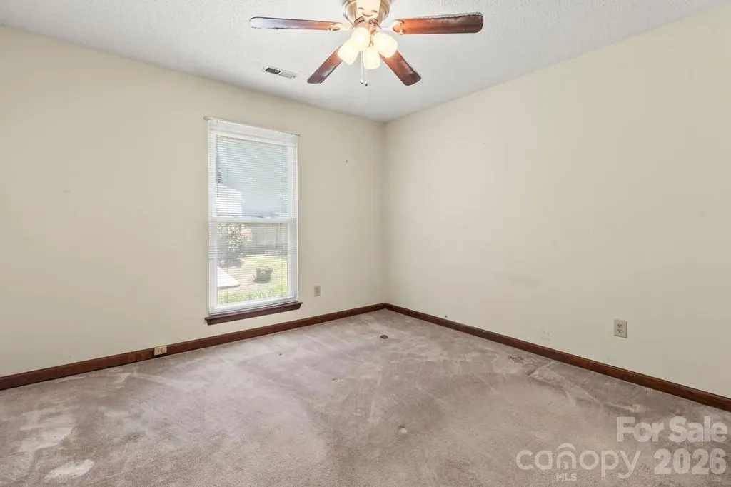6325 Ellesmere Court Charlotte NC 28227