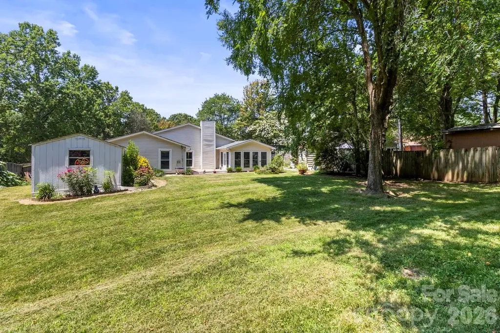 6325 Ellesmere Court Charlotte NC 28227