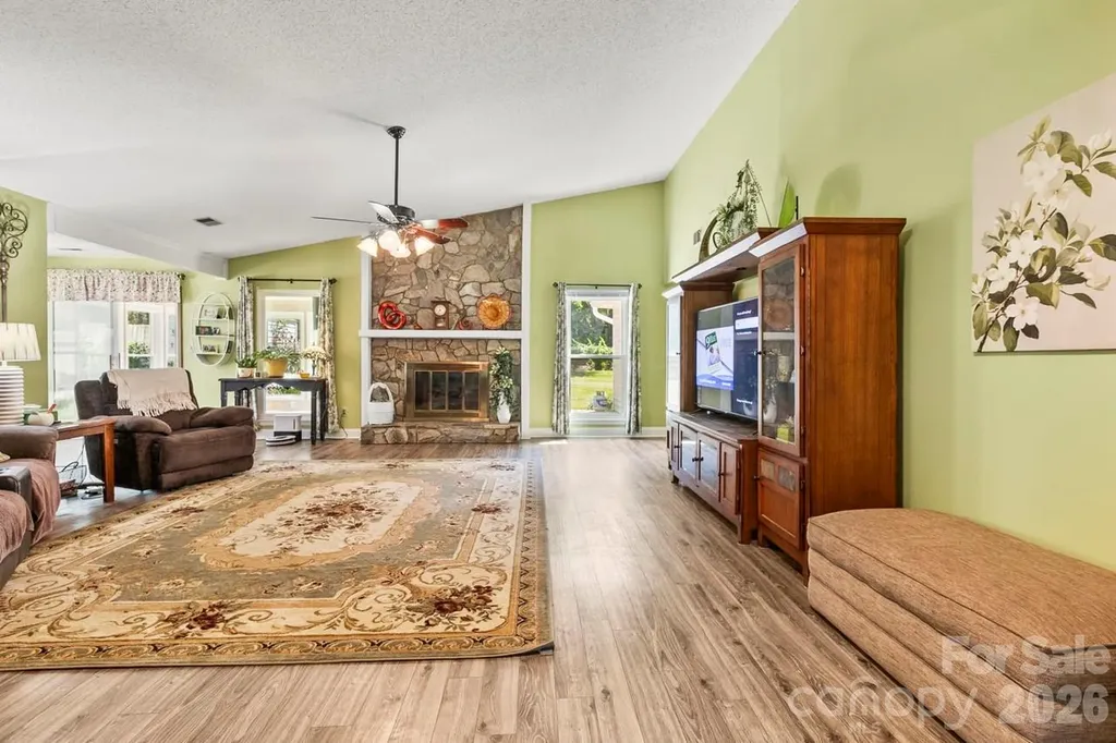 6325 Ellesmere Court Charlotte NC 28227