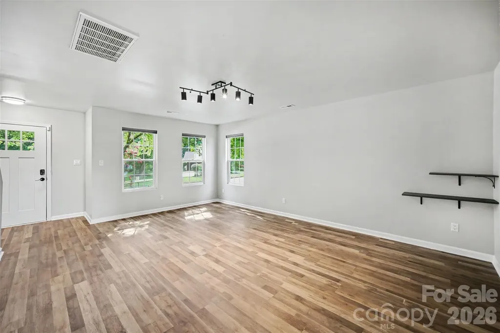6111 Whispering Brook Court Charlotte NC 28216