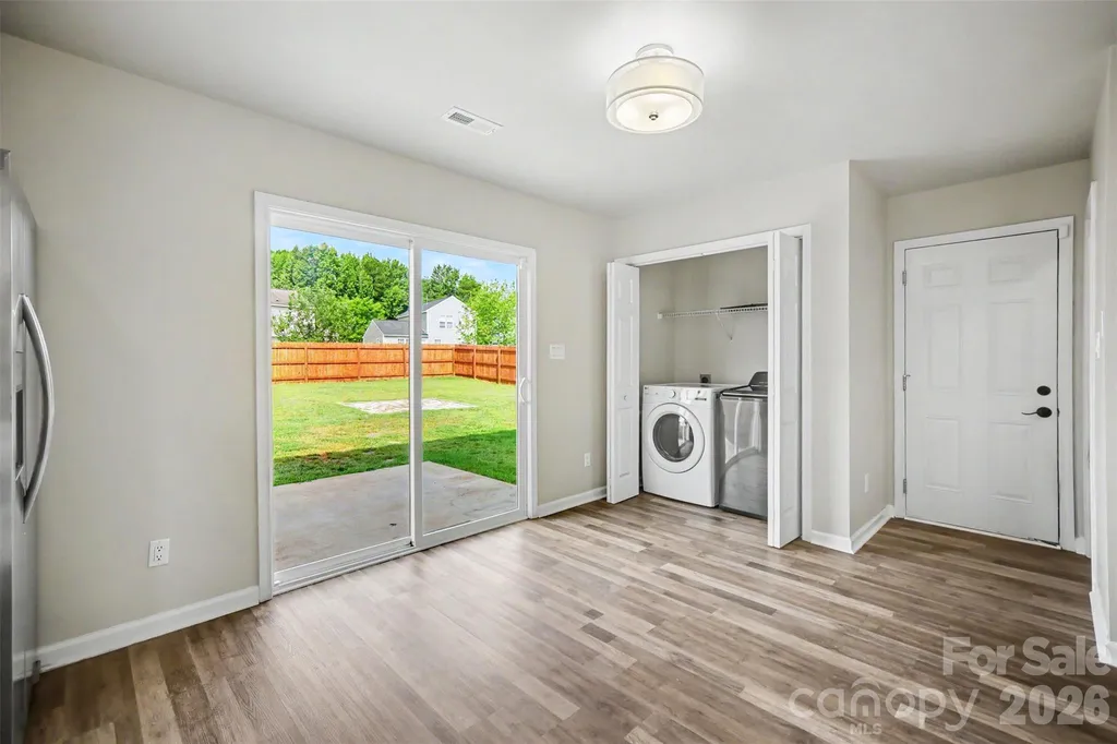 6111 Whispering Brook Court Charlotte NC 28216