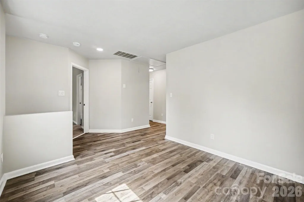 6111 Whispering Brook Court Charlotte NC 28216