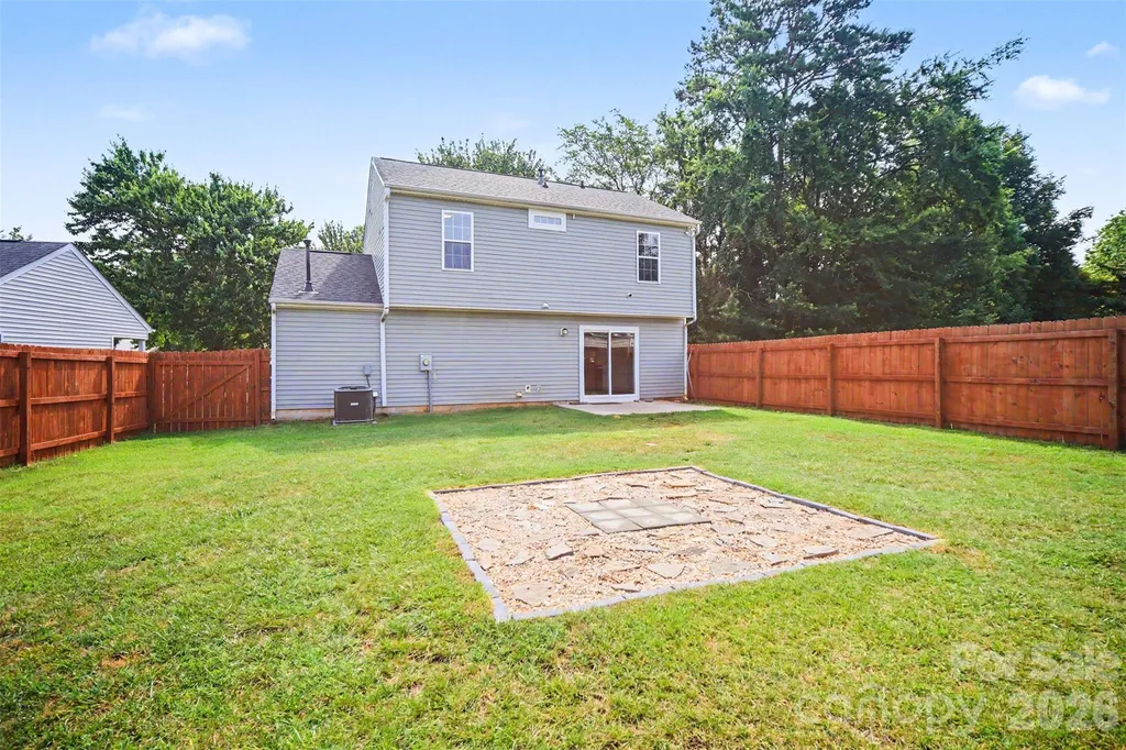 6111 Whispering Brook Court Charlotte NC 28216
