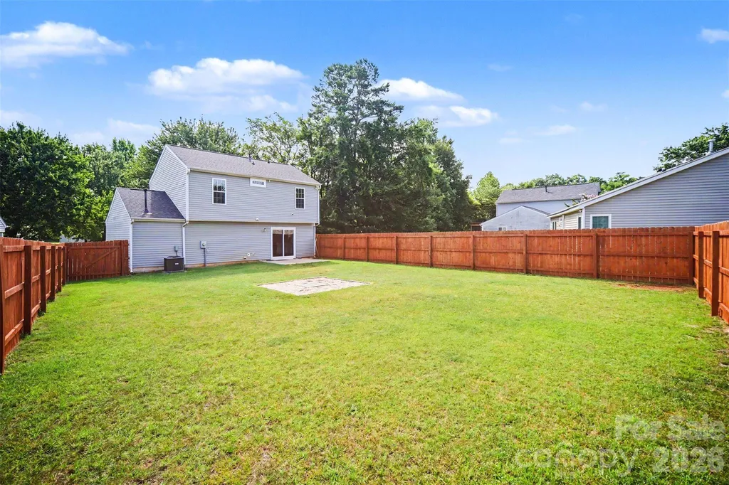6111 Whispering Brook Court Charlotte NC 28216
