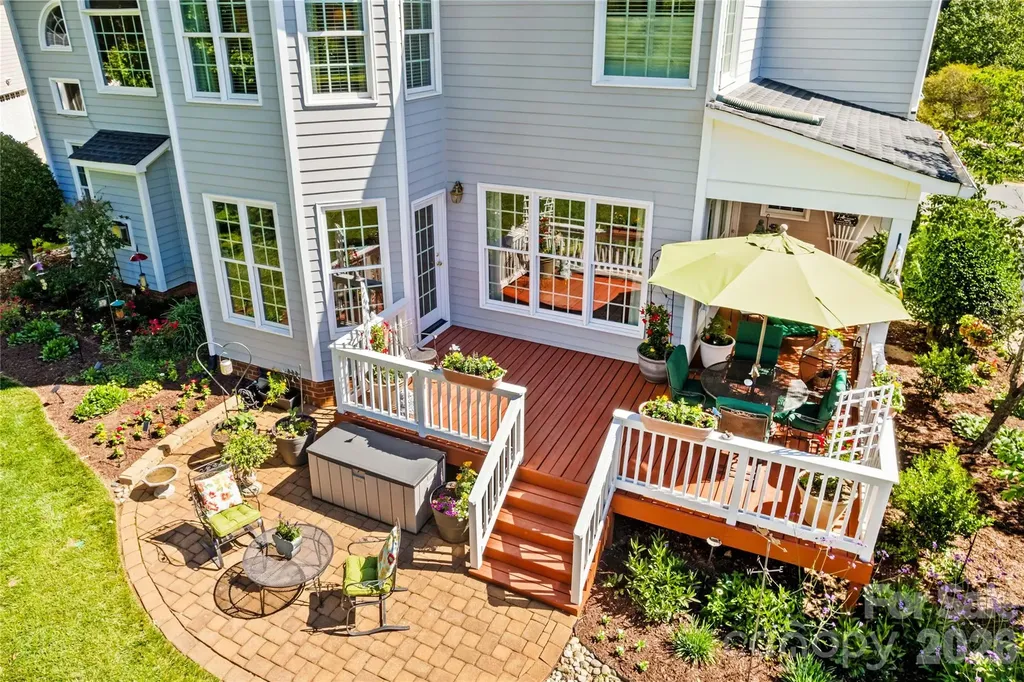 16203 Northstone Drive Huntersville NC 28078