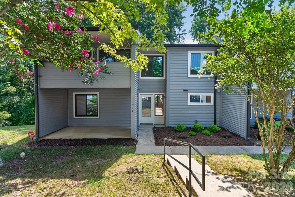 11518 Turn Stone Court Charlotte NC 28226