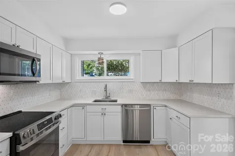 11518 Turn Stone Court Charlotte NC 28226