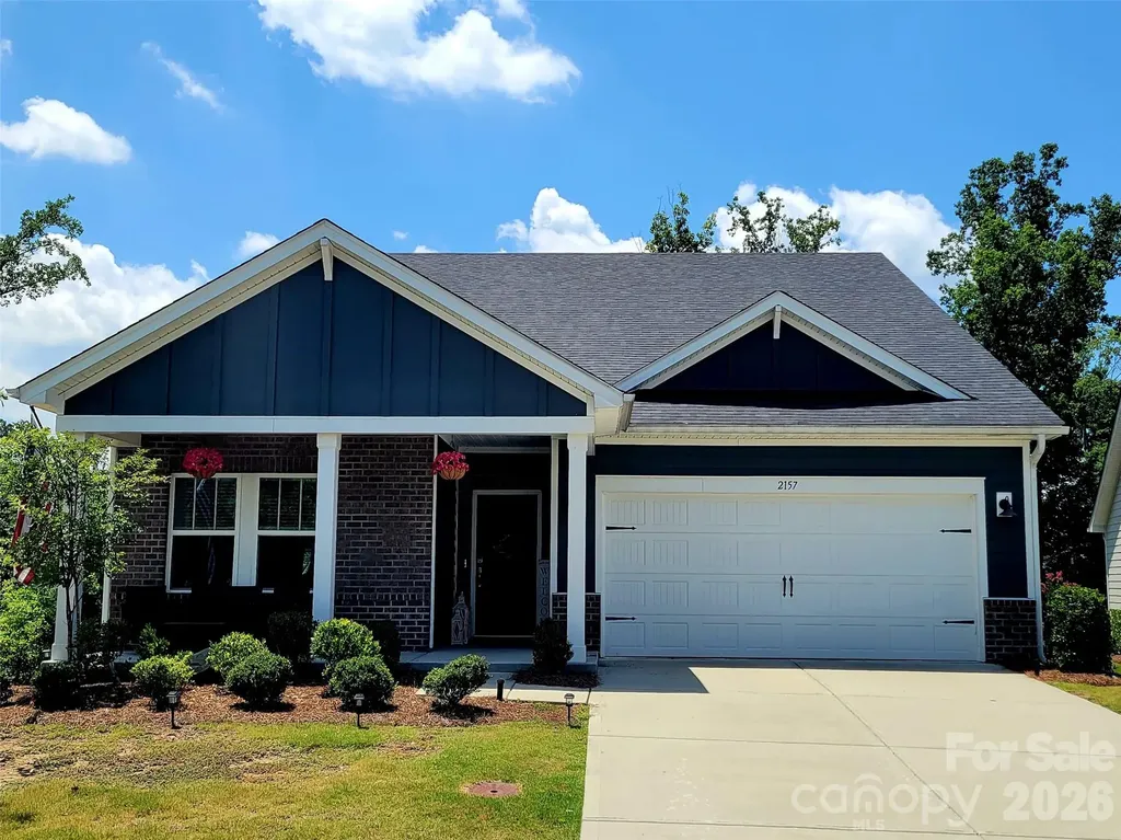 2157 Cherrybark Court Denver NC 28037