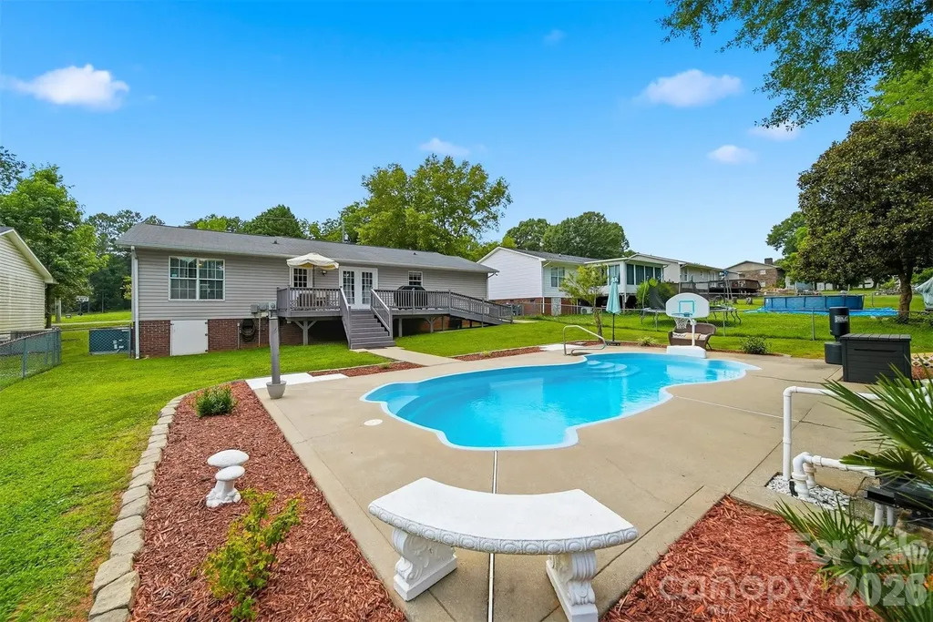 927 Victoria Avenue Kannapolis NC 28081