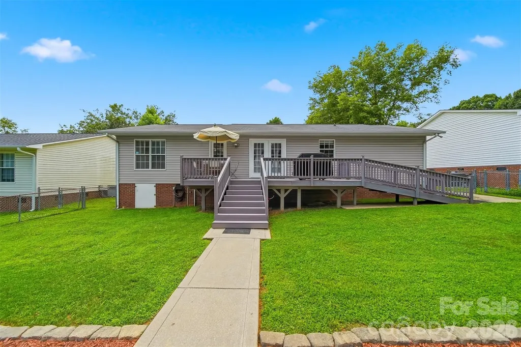 927 Victoria Avenue Kannapolis NC 28081
