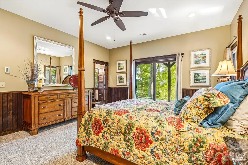 136 Merrills Ridge Road Asheville NC 28803
