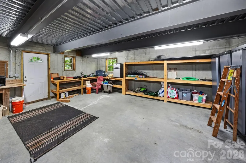 136 Merrills Ridge Road Asheville NC 28803