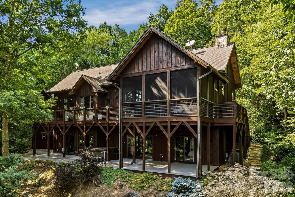 136 Merrills Ridge Road Asheville NC 28803