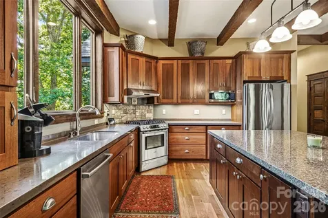 136 Merrills Ridge Road Asheville NC 28803