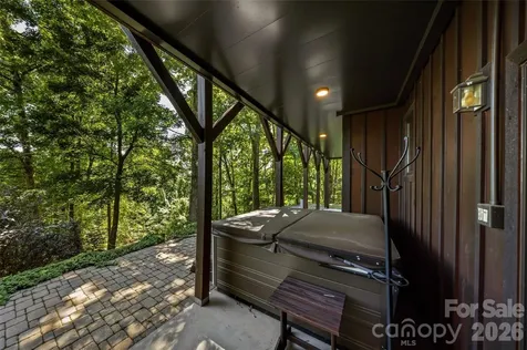 136 Merrills Ridge Road Asheville NC 28803